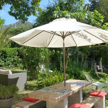 Large Private Garden, Quiet 2-Bedroom Apartment, Air Conditioning, Wifi, Parking Cassis Ngoại thất bức ảnh