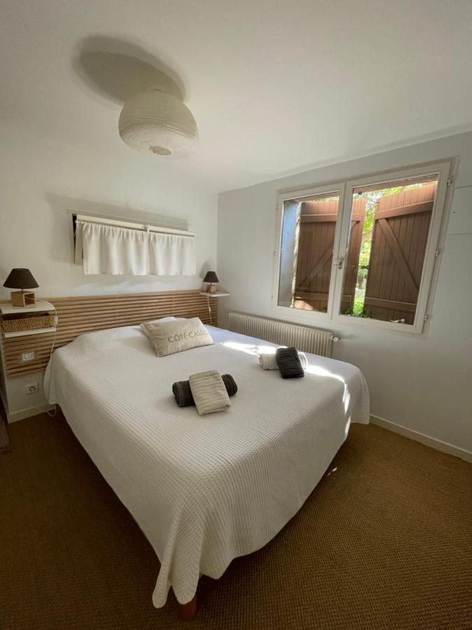 Large Private Garden, Quiet 2-Bedroom Apartment, Air Conditioning, Wifi, Parking Cassis Ngoại thất bức ảnh