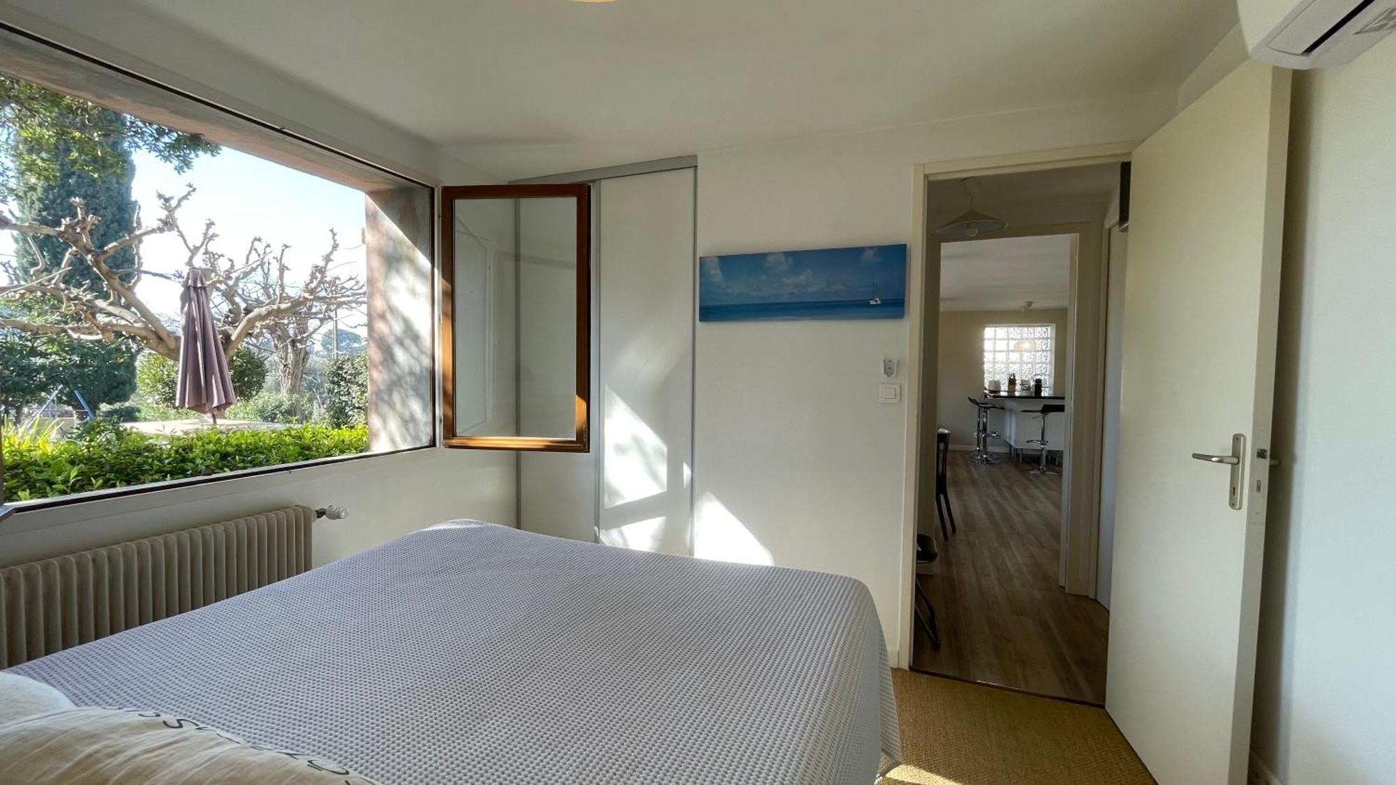 Large Private Garden, Quiet 2-Bedroom Apartment, Air Conditioning, Wifi, Parking Cassis Ngoại thất bức ảnh
